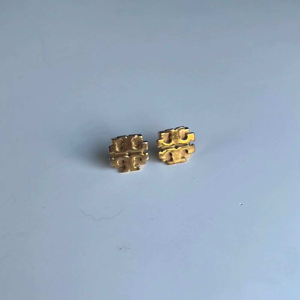 Tory burch studs